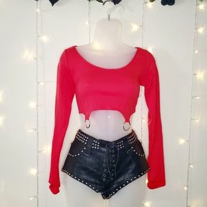 Current Mood O-Ring Crop